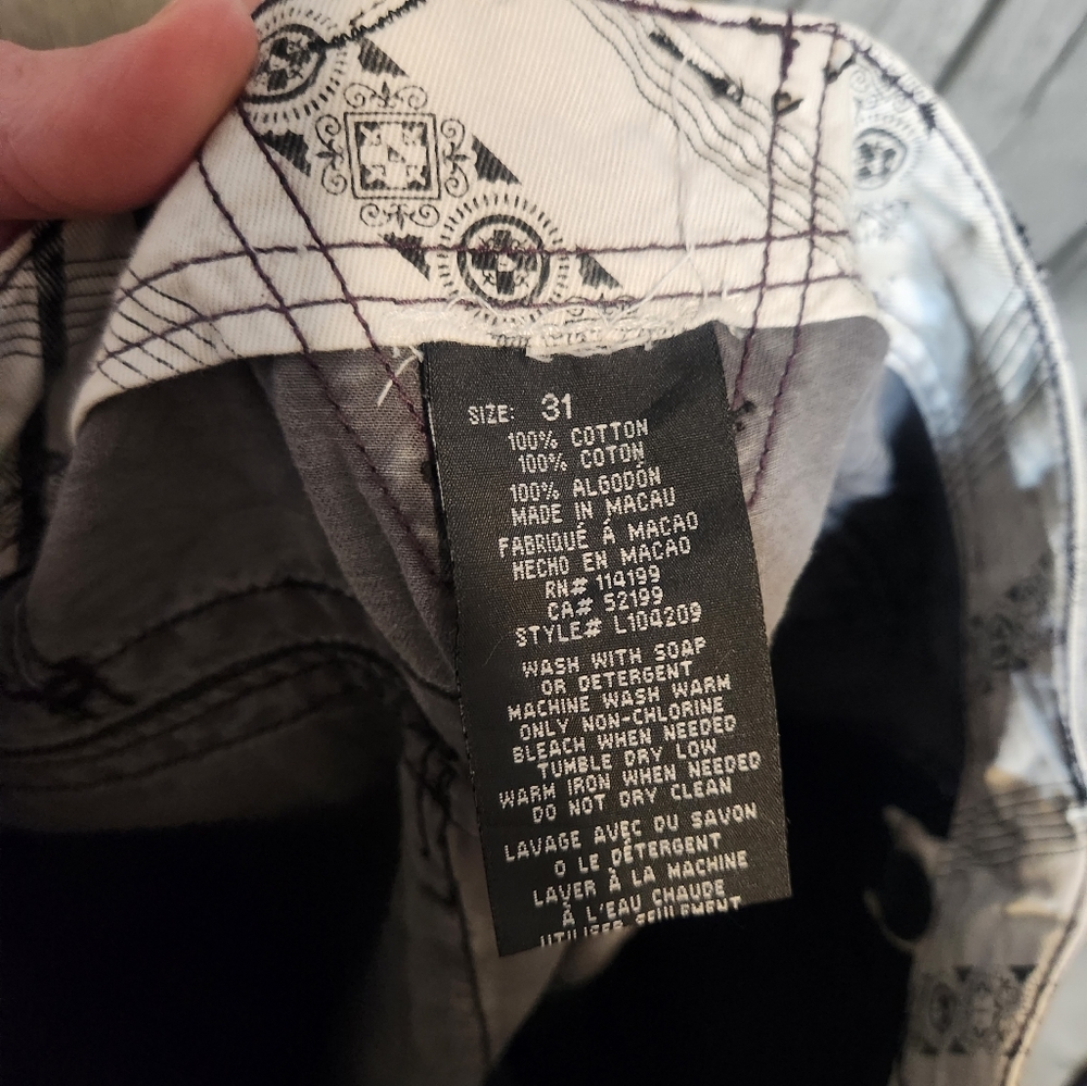 Volcom Gray Patterned Shorts - Picture 6 of 6